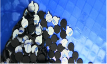 7mm μαύρο συνήθειας της EVA αφρού φύλλων Copolymer οξικού άλατος αιθυλενίου βινυλίου με τη λαβή