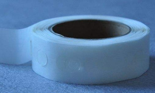 αποφλοίωση Strenth 2.3N το /25mm ταινιών κιβωτίων δώρων ΠΗΚΤΩΜΆΤΩΝ 0.4mm διπλή αντιμέτωπη μετακινούμενη 3R